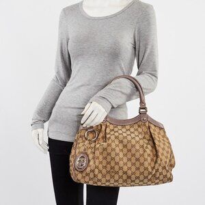 Gucci Beige/Grey GG Canvas Medium Sukey Tote Bag